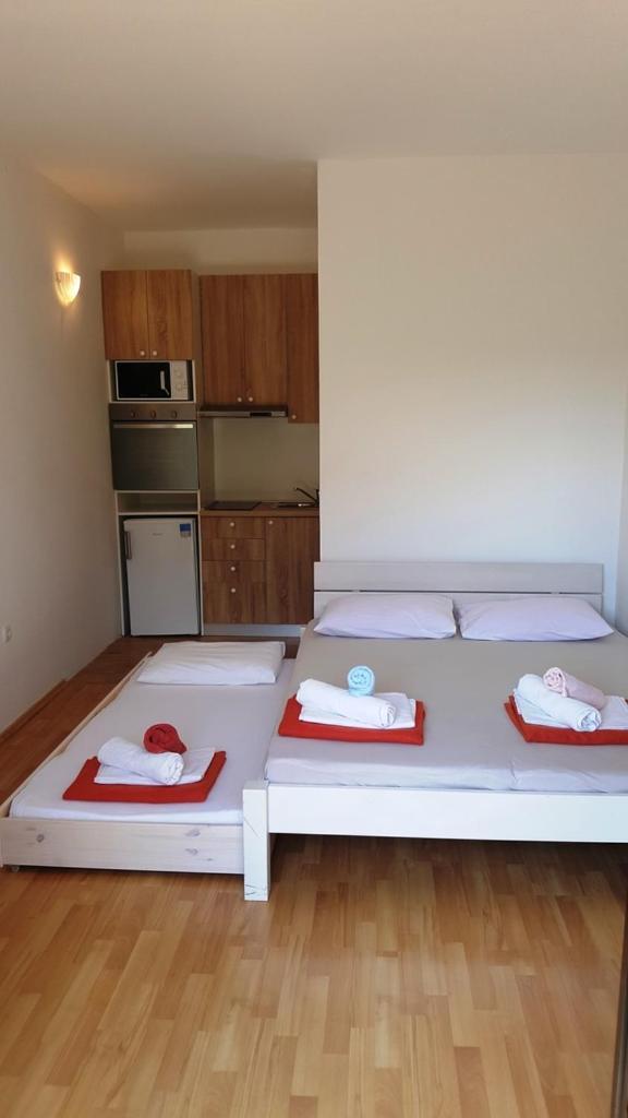 Apartments Adriatic 3 セルツェ 部屋 写真