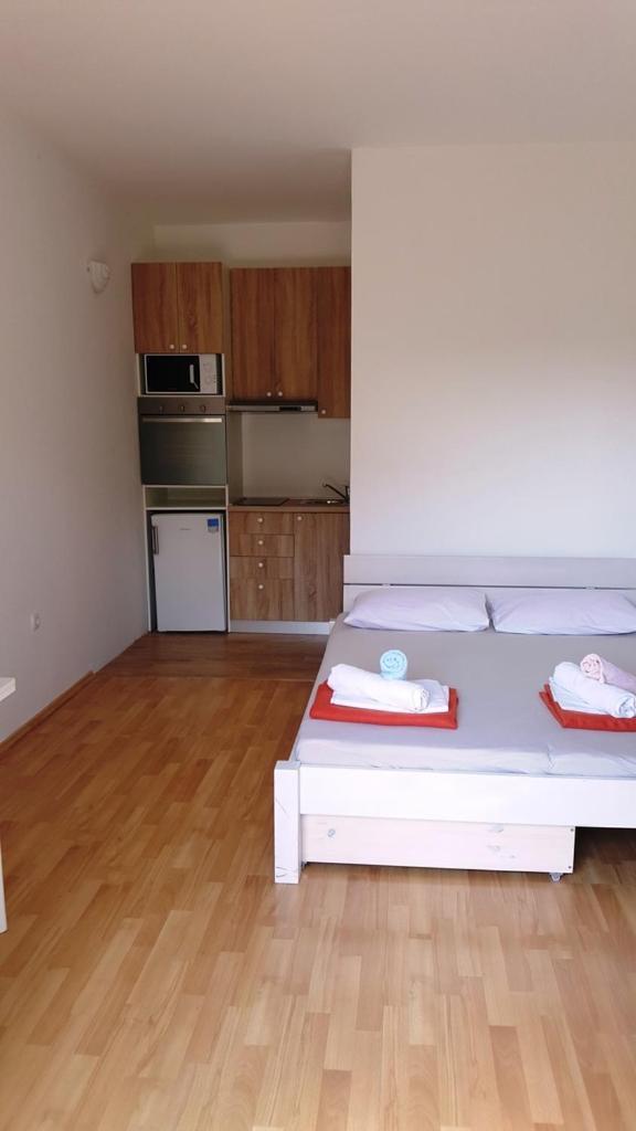 Apartments Adriatic 3 セルツェ 部屋 写真