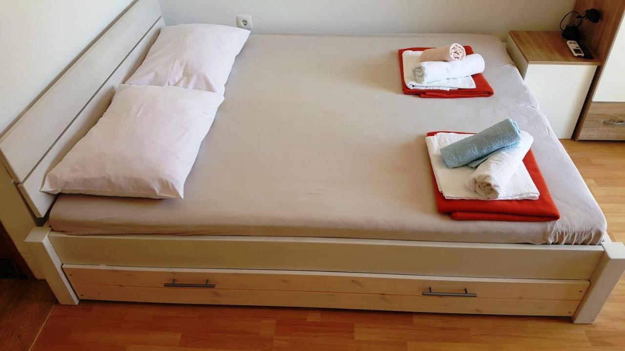 Apartments Adriatic 3 セルツェ 部屋 写真